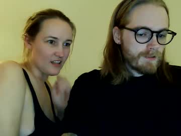 couple Asian Cam Models with blondeedisaster
