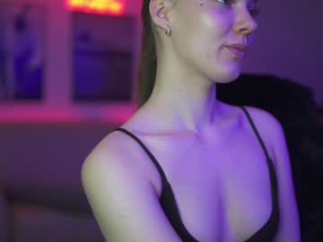 girl Asian Cam Models with stephie0404