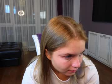 girl Asian Cam Models with hildacordery