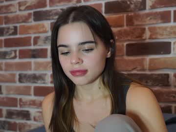 girl Asian Cam Models with lindaclars