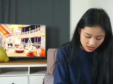 girl Asian Cam Models with peacebenskin