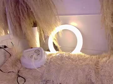girl Asian Cam Models with grayce_blossoms24