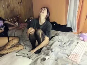 couple Asian Cam Models with helokitkat