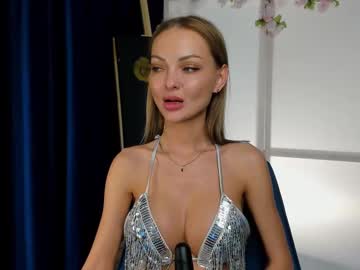 girl Asian Cam Models with florenceesse