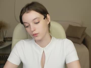 girl Asian Cam Models with cant_fool_heart