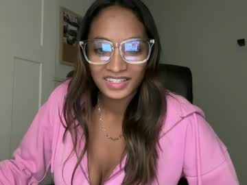 girl Asian Cam Models with therealgiana