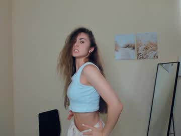 girl Asian Cam Models with sweetfilling