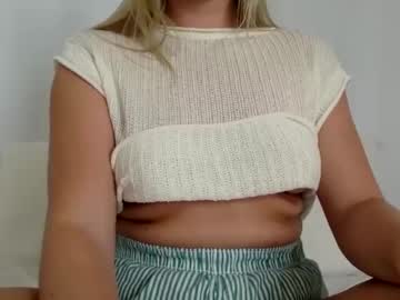 girl Asian Cam Models with innocentblonde789