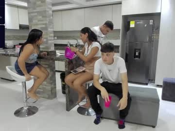 couple Asian Cam Models with xgobletinthefirex