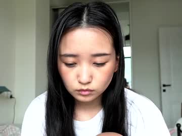 girl Asian Cam Models with juliastapes