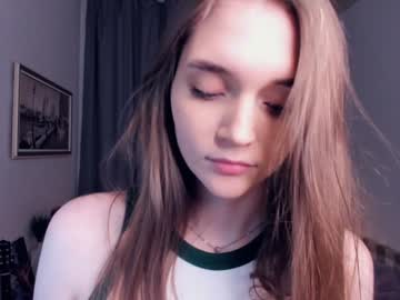girl Asian Cam Models with sweet_lure