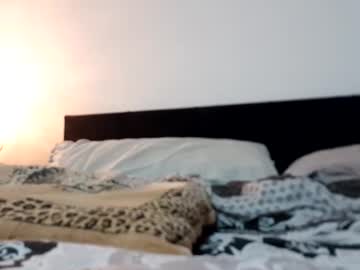 couple Asian Cam Models with linsay2489