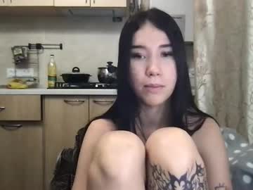 couple Asian Cam Models with dancing_dolly