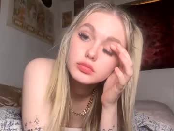 girl Asian Cam Models with kyliecameron