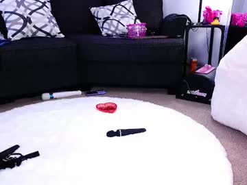 couple Asian Cam Models with 420hotandbothered