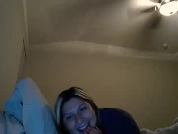 couple Asian Cam Models with kinkykoalas