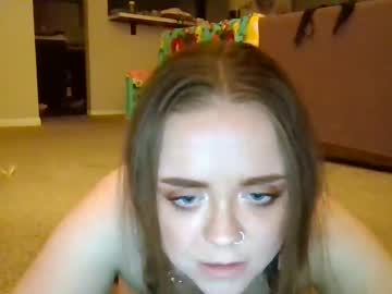 girl Asian Cam Models with handandfeetoflove