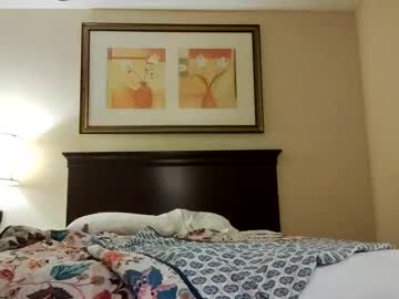 couple Asian Cam Models with freackyleaky