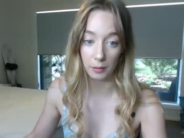 girl Asian Cam Models with kyarahh