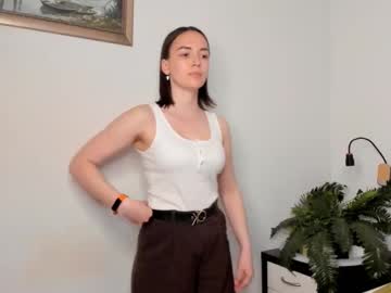 girl Asian Cam Models with falinechaplin